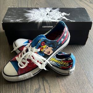 Converse Wonder Woman (Red and Blue) Graphic Sneakers